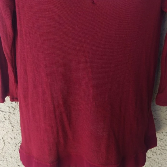 Pleione burgundy/red chiffon back/hem blouse - Picture 4 of 8